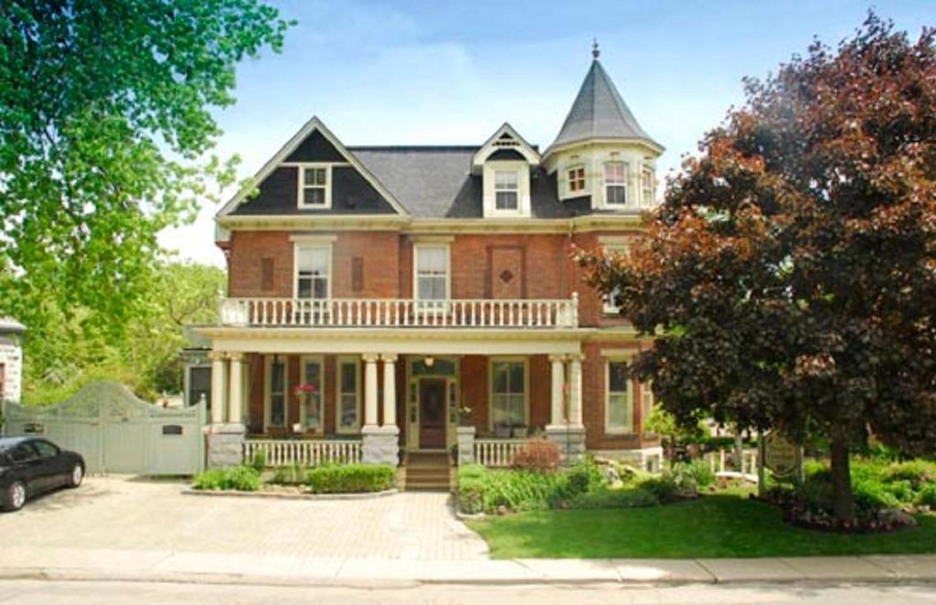 The Secret Garden Inn Kingston Exterior foto